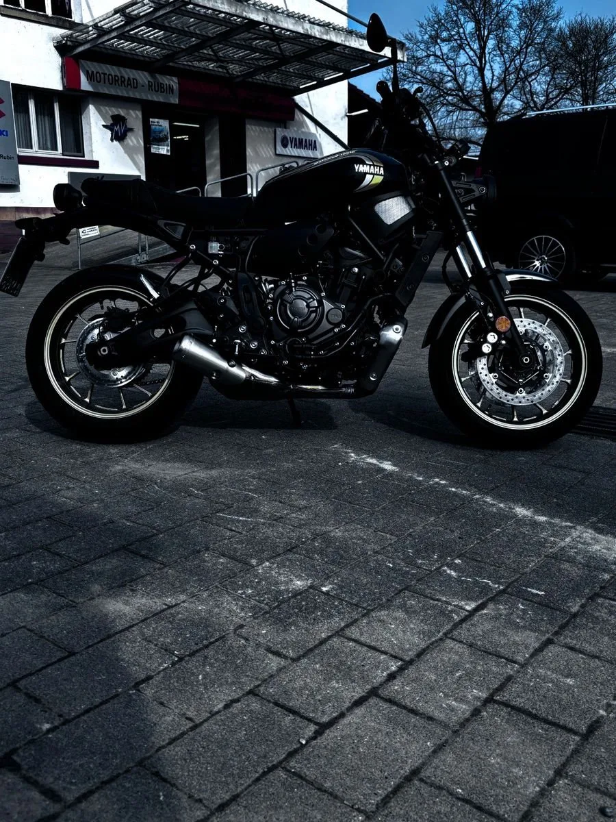 Yamaha XSR700