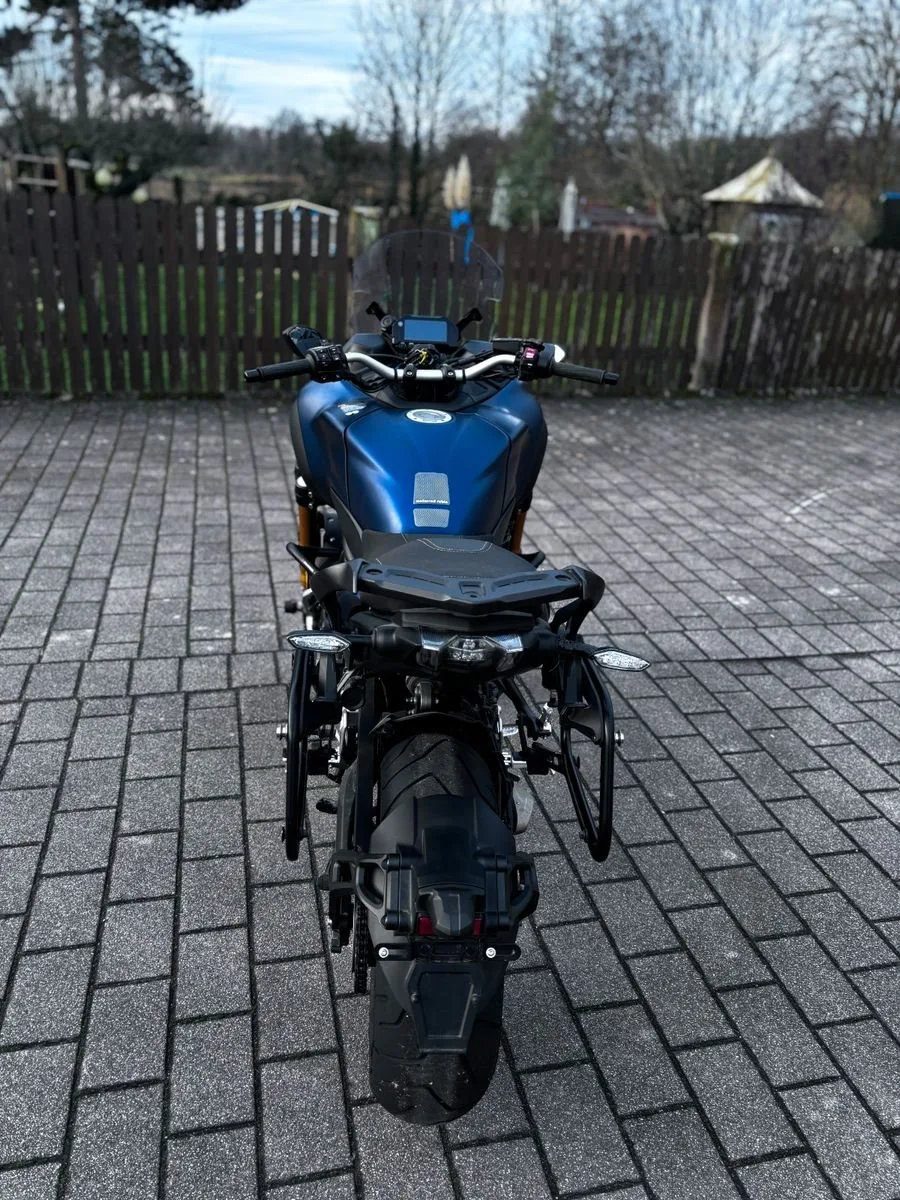 Yamaha Niken GT