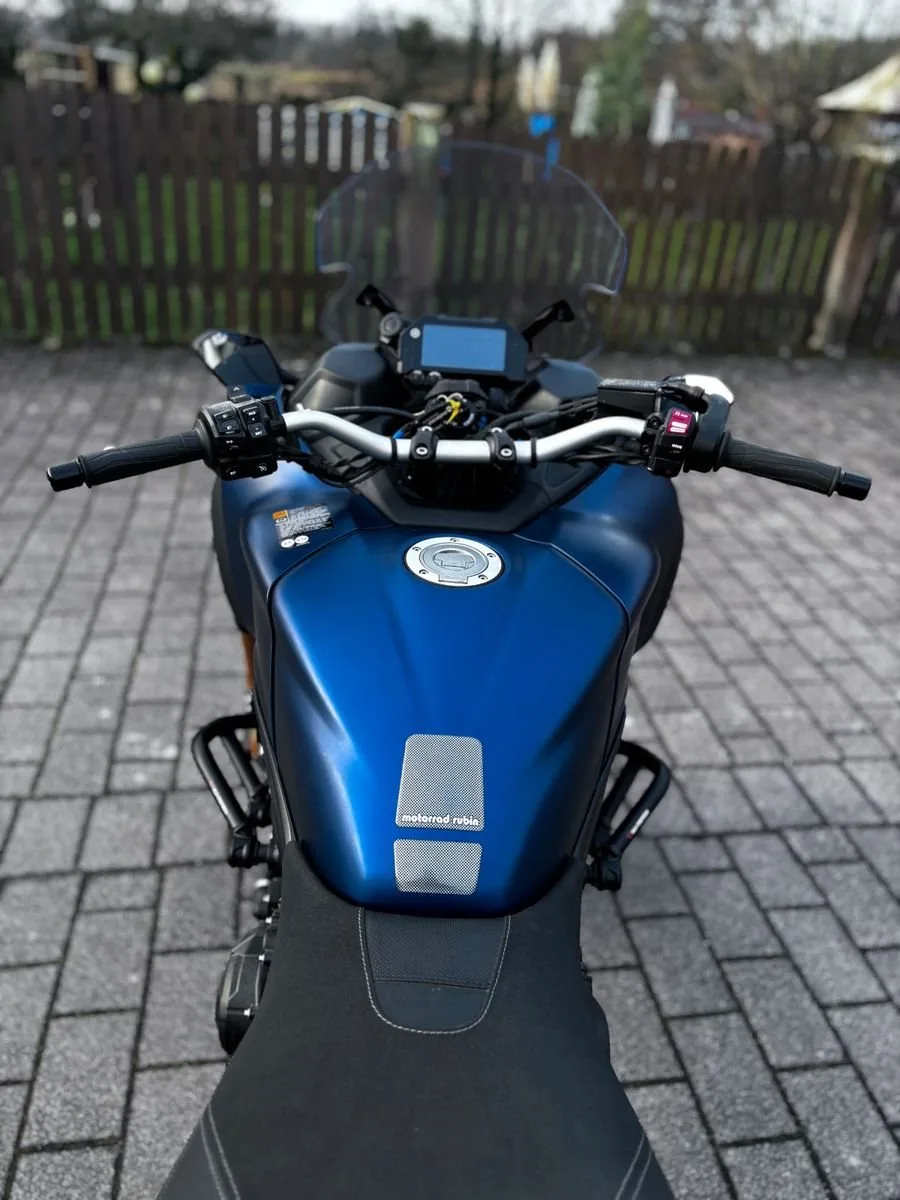 Yamaha Niken GT