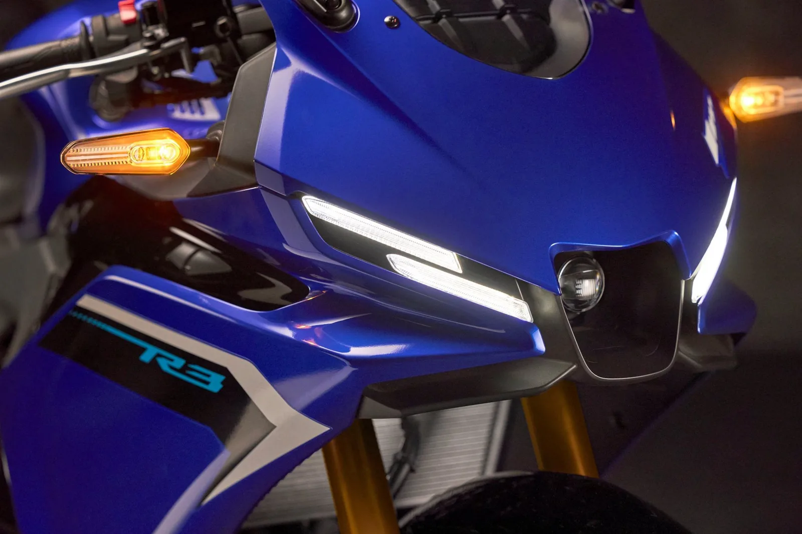 Yamaha R3