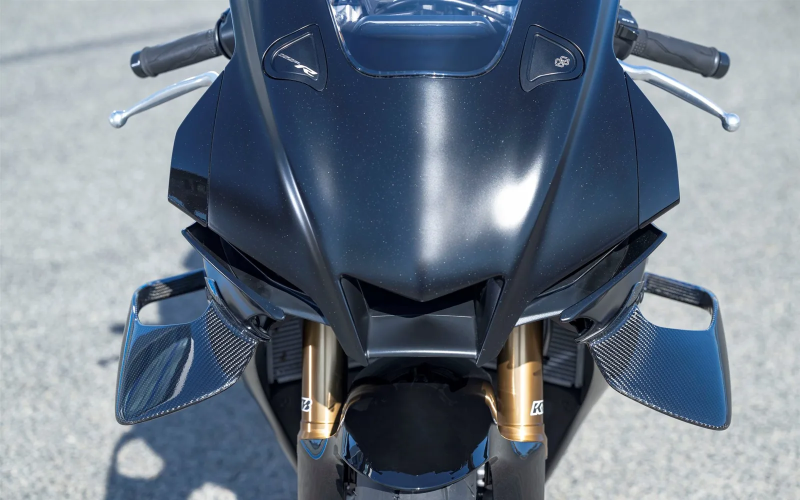 Yamaha R1 RACE