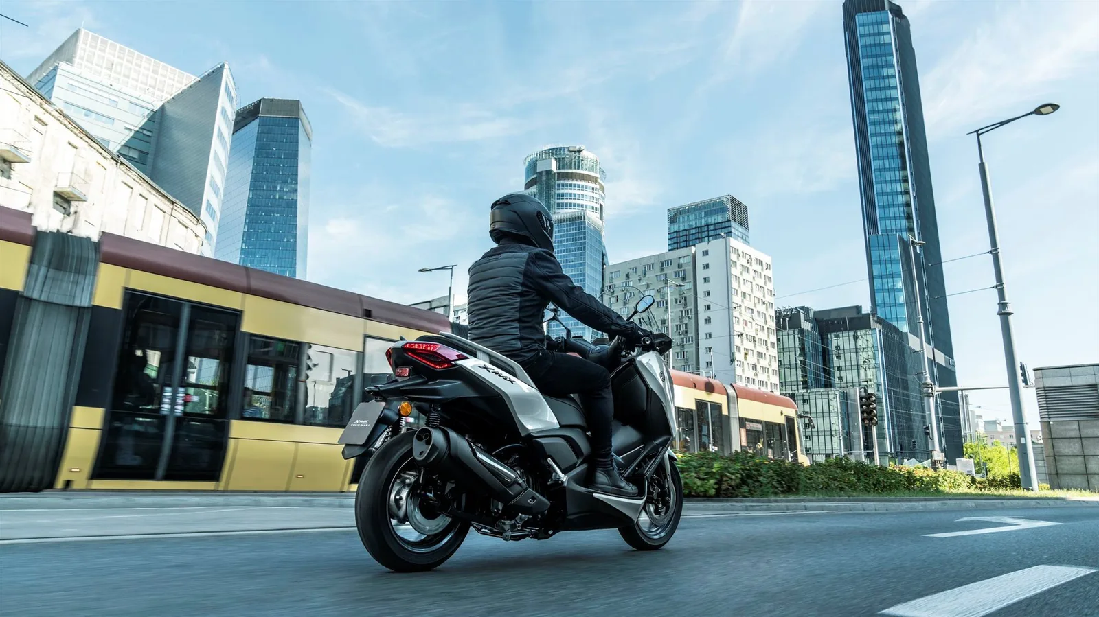 Yamaha XMAX 300 Tech MAX+
