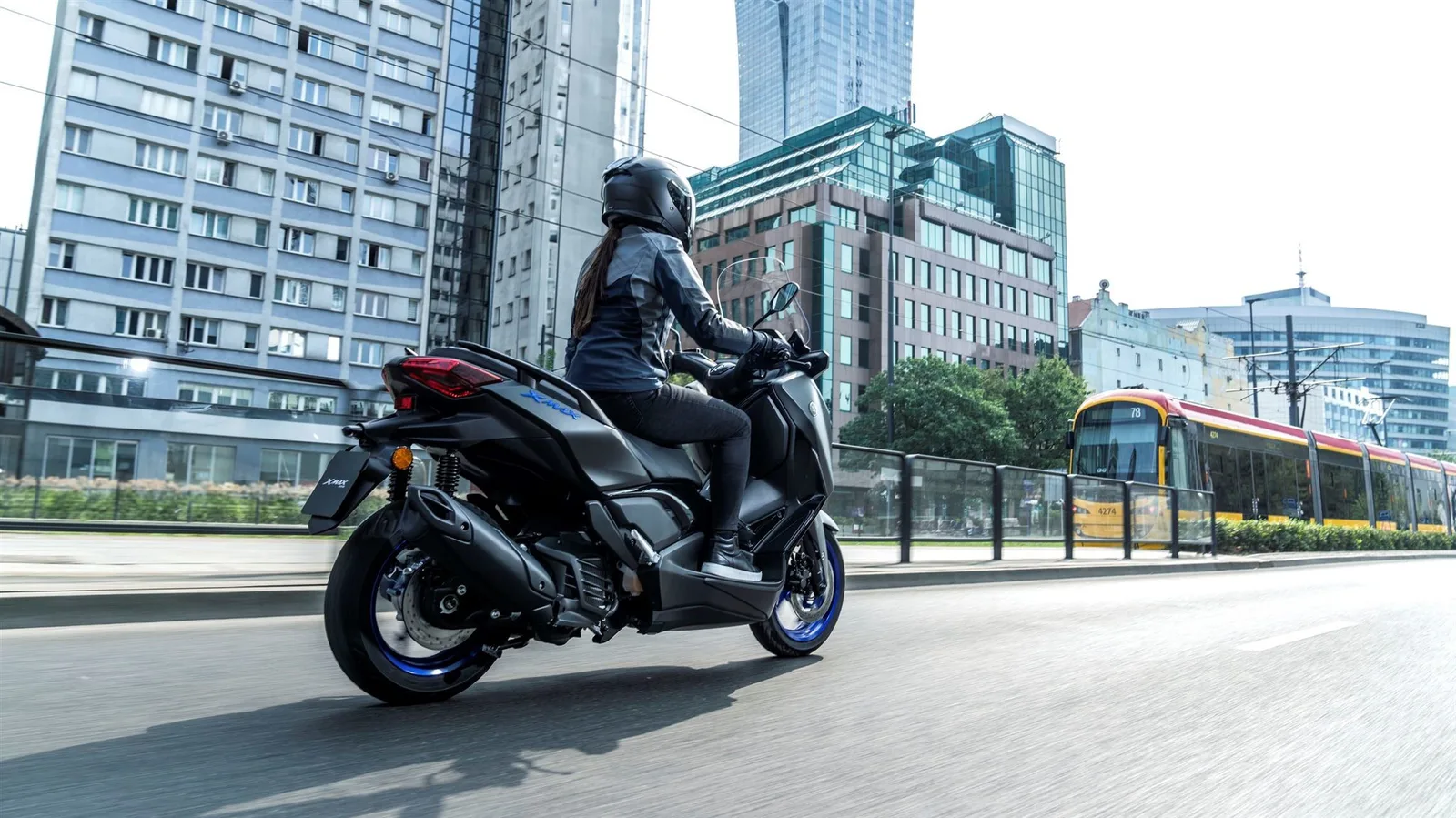 Yamaha XMAX 125