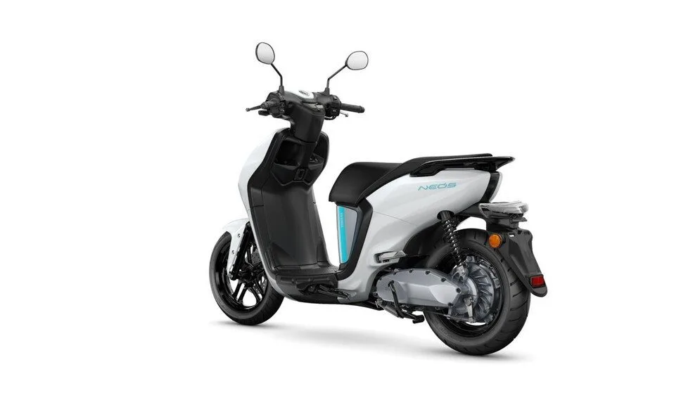Yamaha NEO's Inklusive 2. Akku + Ladegerät im Wert von 1.500,- €.