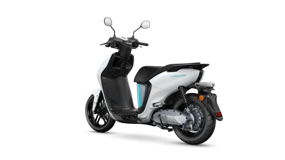 Yamaha NEO's Inklusive 2. Akku + Ladegerät im Wert von 1.500,- €.