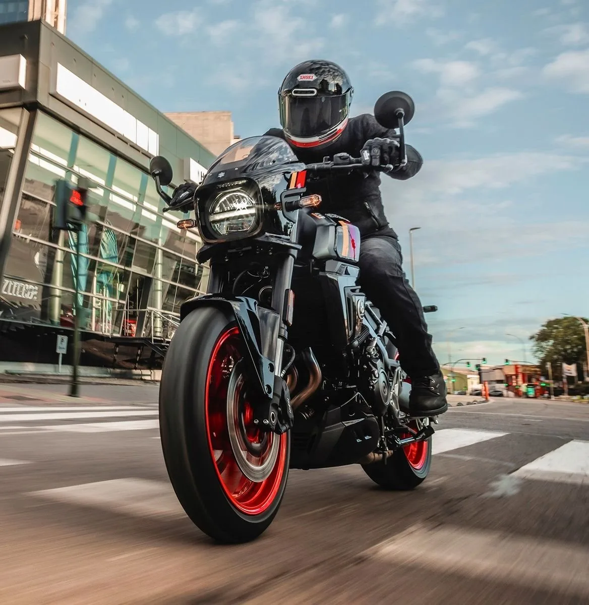 Suzuki GSX-8TT