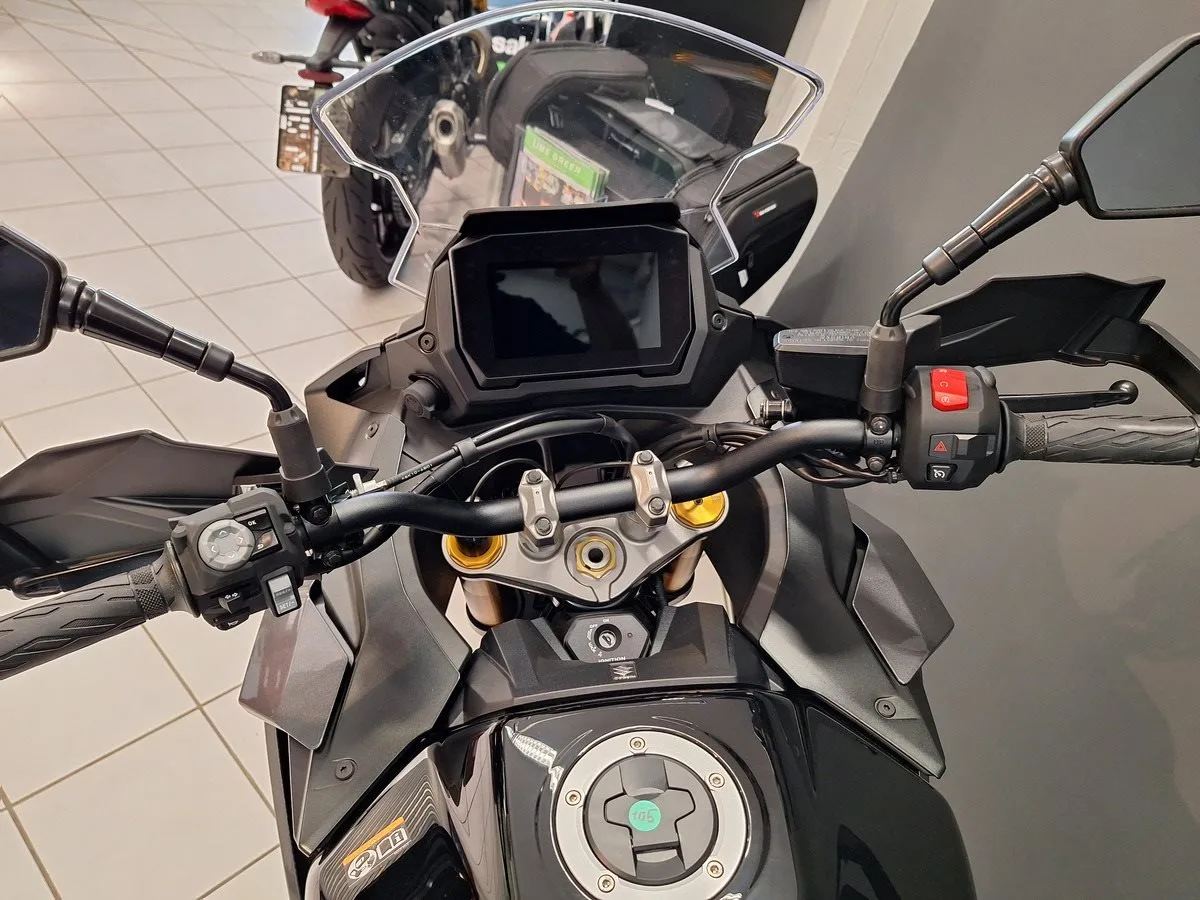 Suzuki GSX-S1000GX