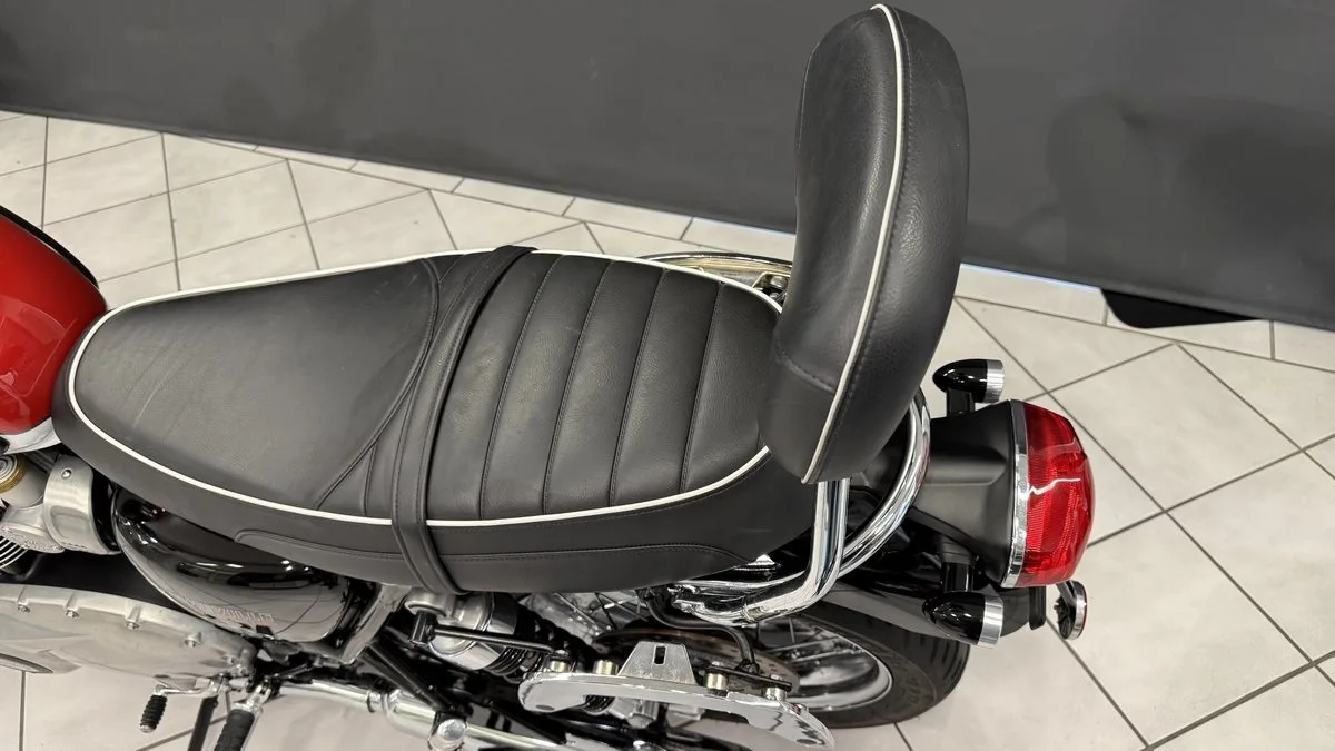 Triumph Bonneville T120 BUD EKINS