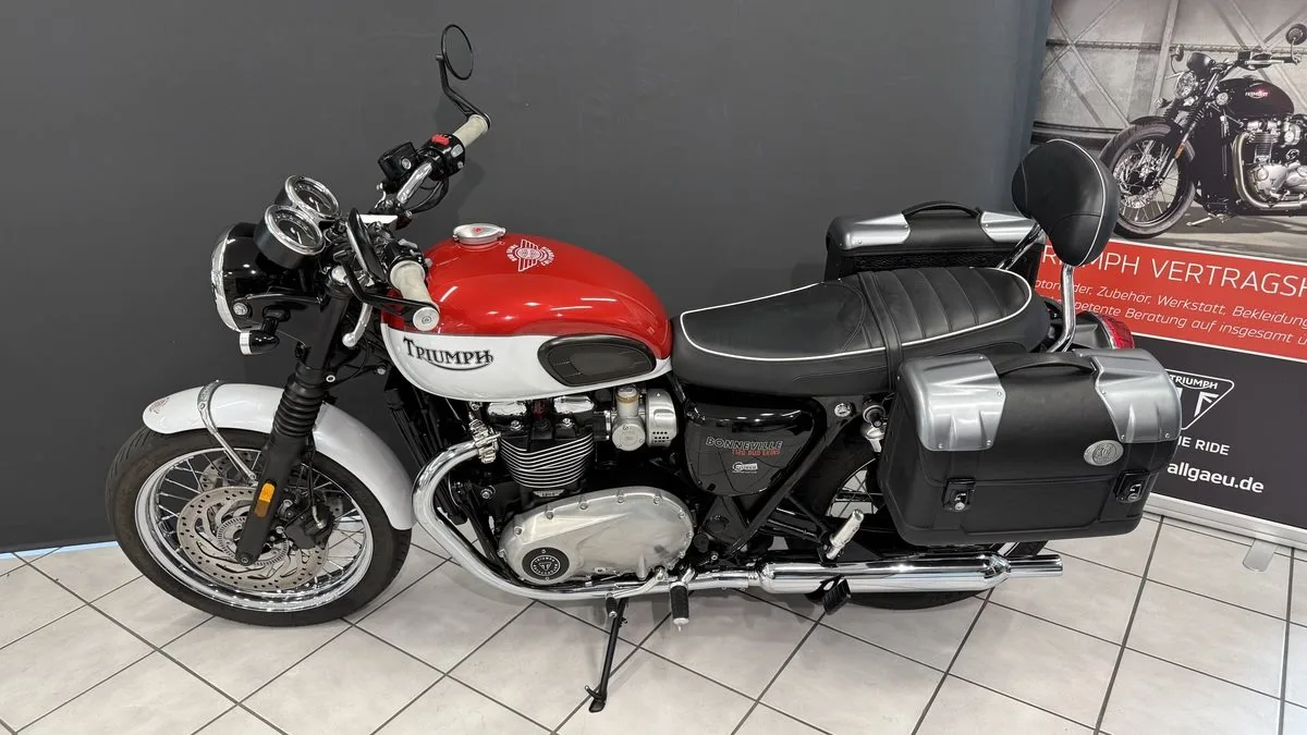 Triumph Bonneville T120 BUD EKINS