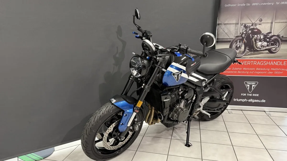 Triumph Trident 660