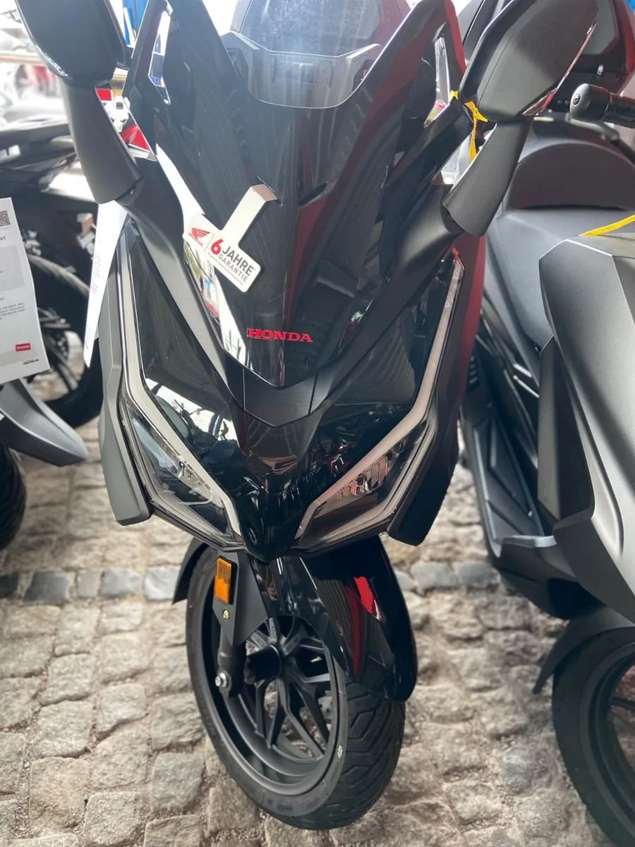 Honda Forza 350