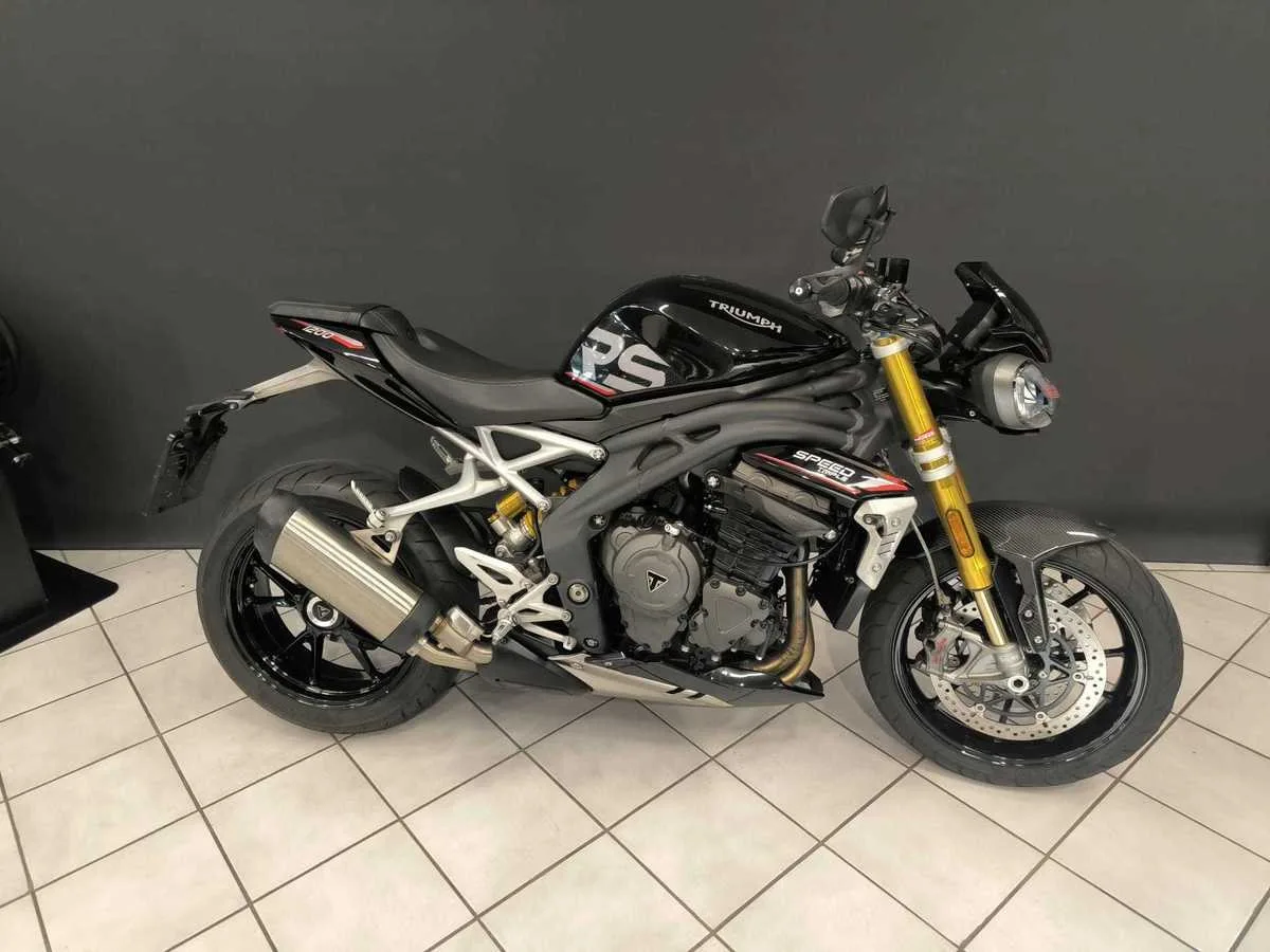 Triumph Speed Triple 1200 RS