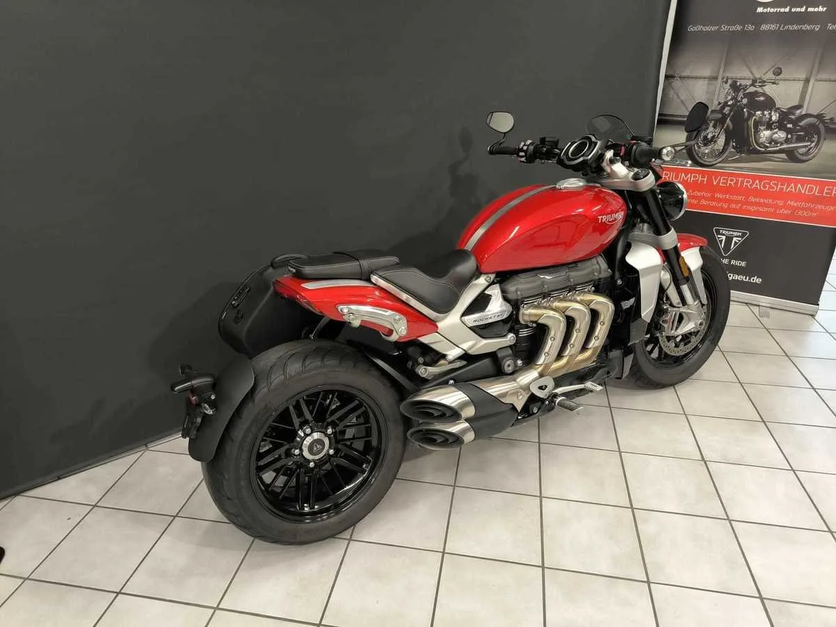 Triumph Rocket 3 R