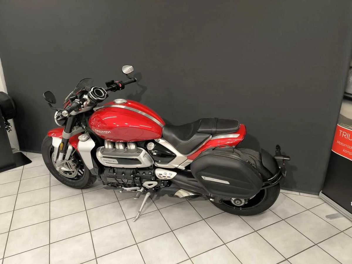 Triumph Rocket 3 R