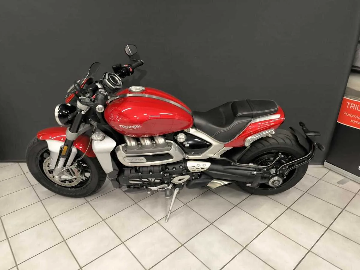 Triumph Rocket 3 R