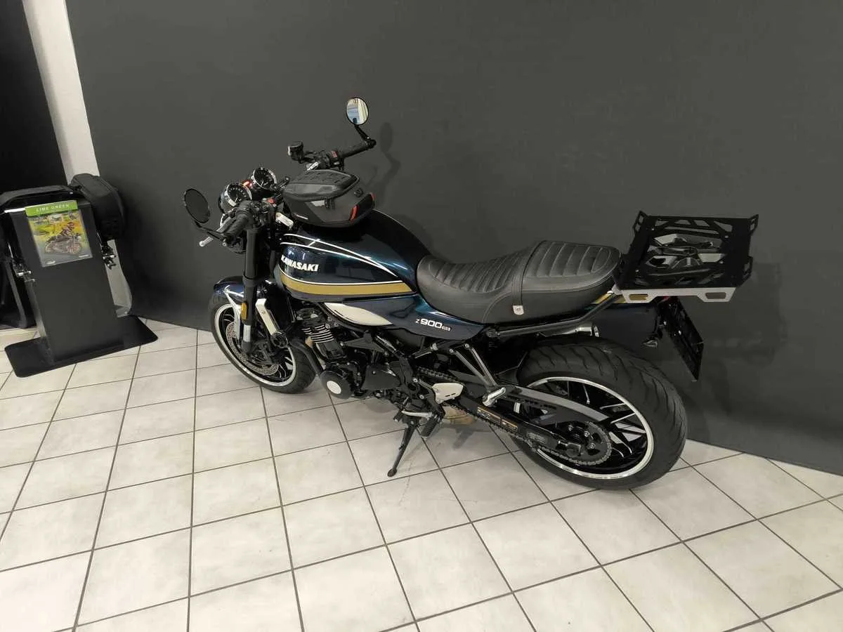 Kawasaki Z900 RS