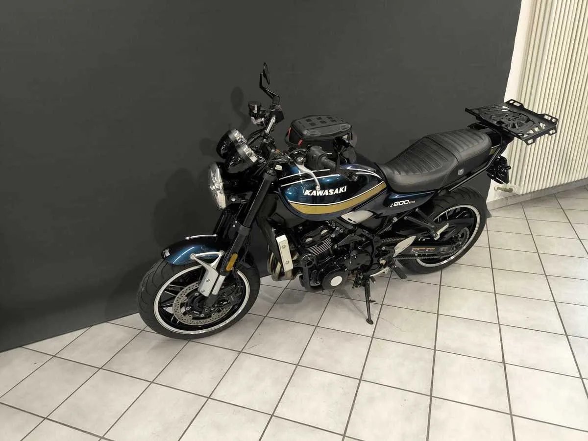 Kawasaki Z900 RS