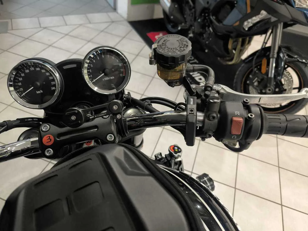 Kawasaki Z900 RS