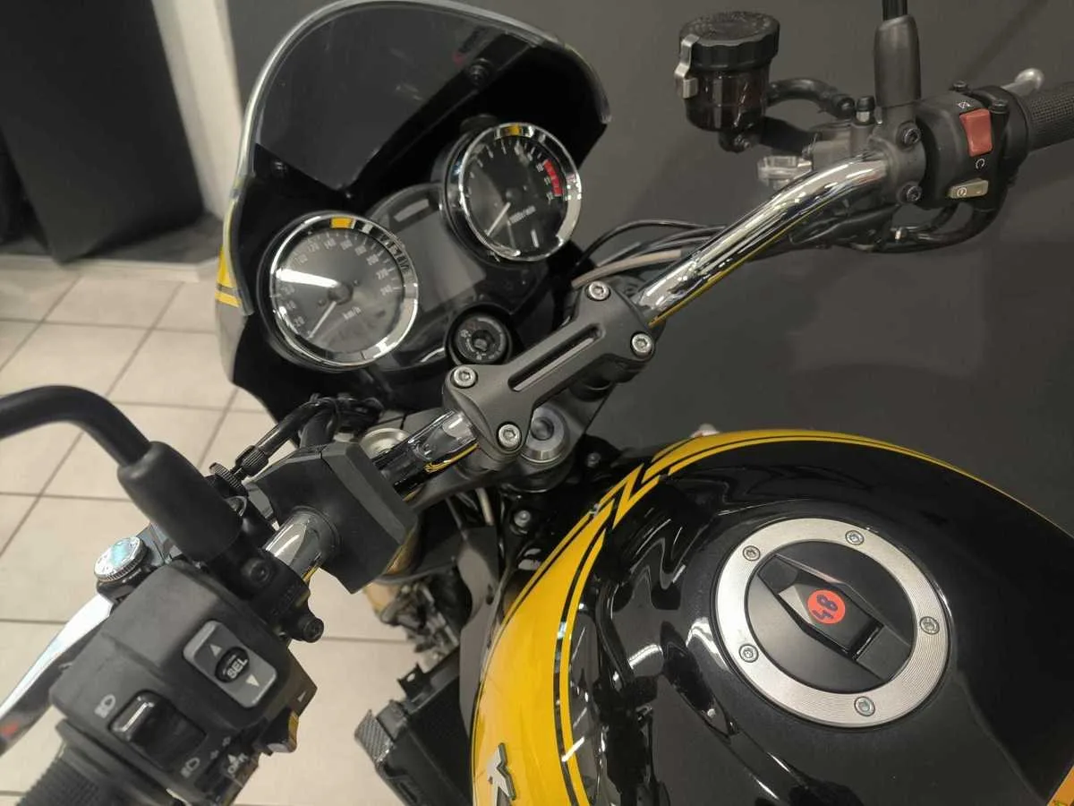 Kawasaki Z900 RS SE