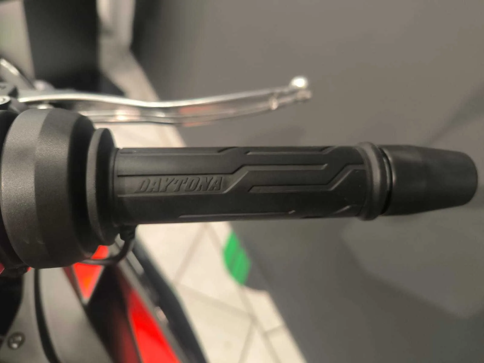 Aprilia Tuono 660 Factory