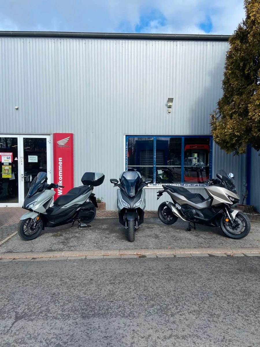 Honda Forza 350