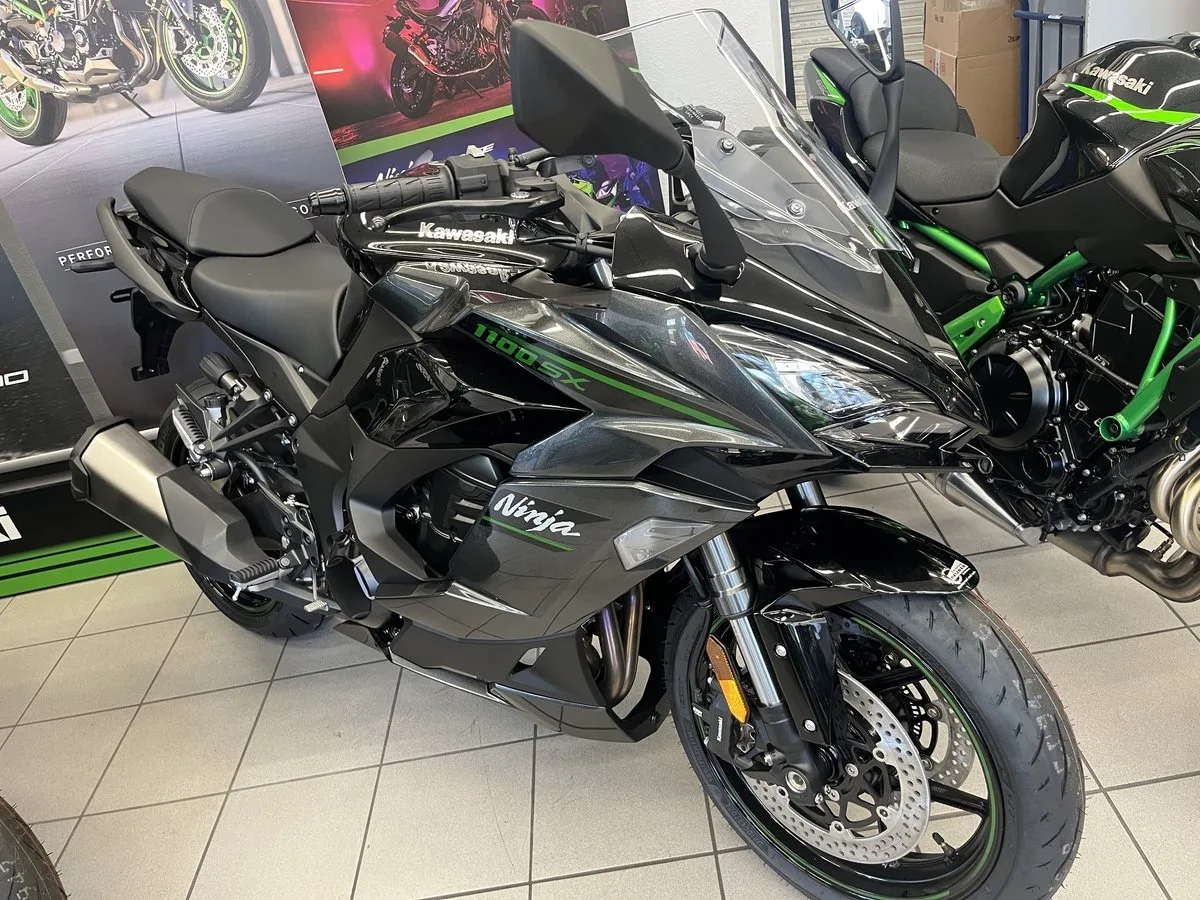 Kawasaki Ninja 1100SX