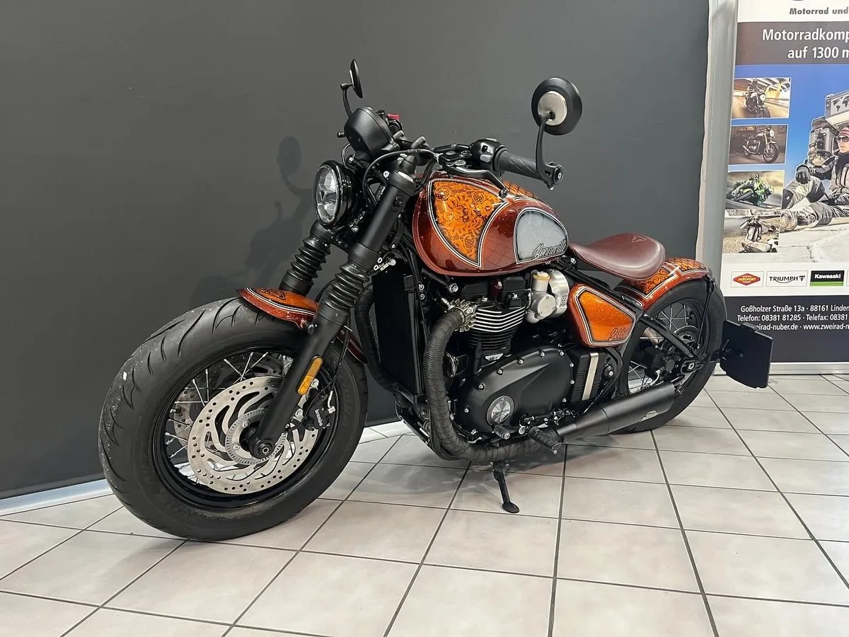 Triumph Bonneville Bobber