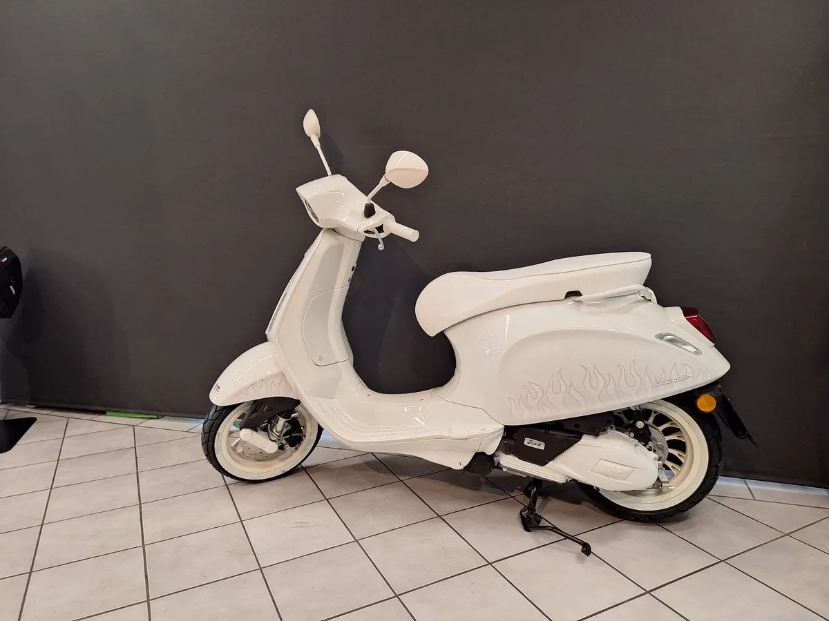 Vespa Sprint 125 S Justin Bieber