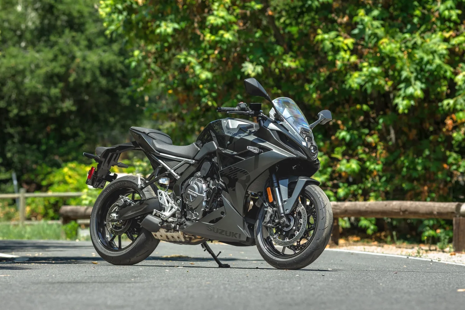 Suzuki GSX-8R