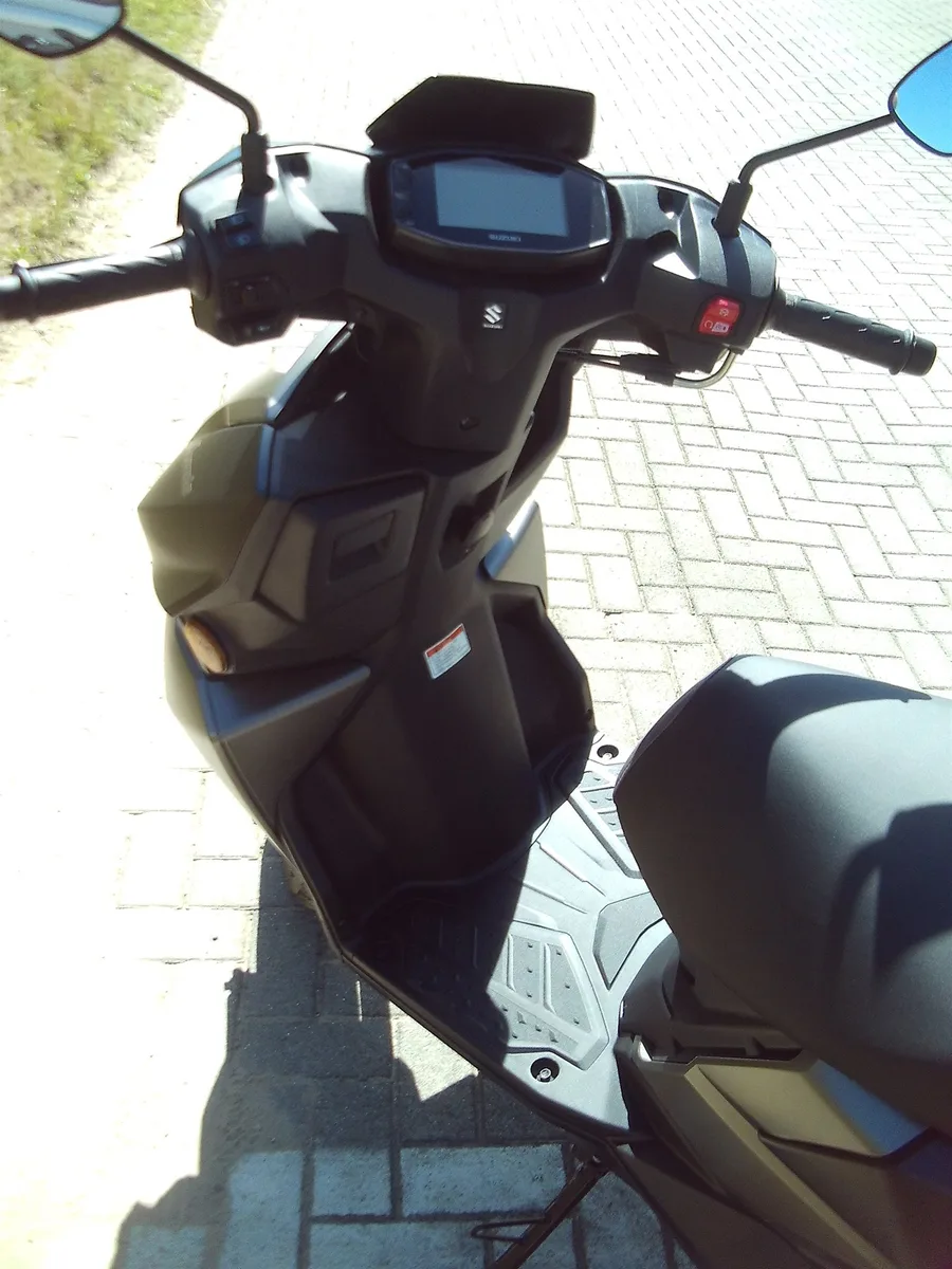 Suzuki Avenis 125