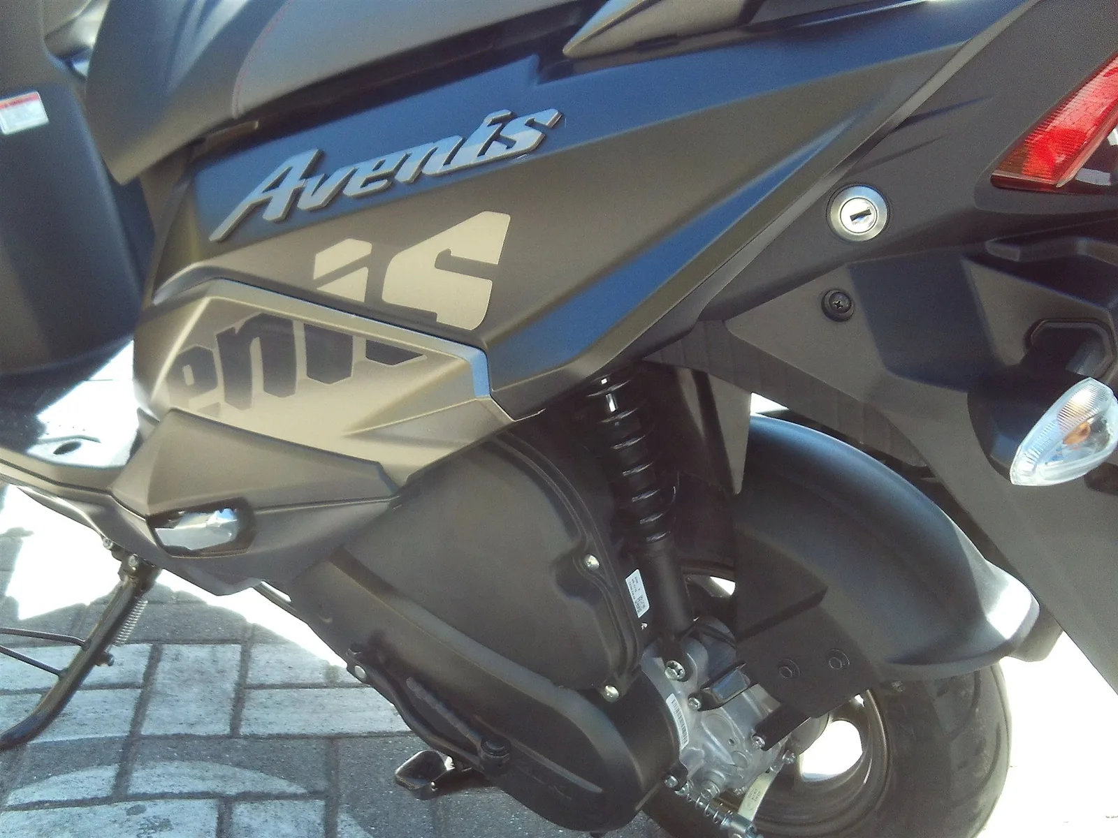 Suzuki Avenis 125