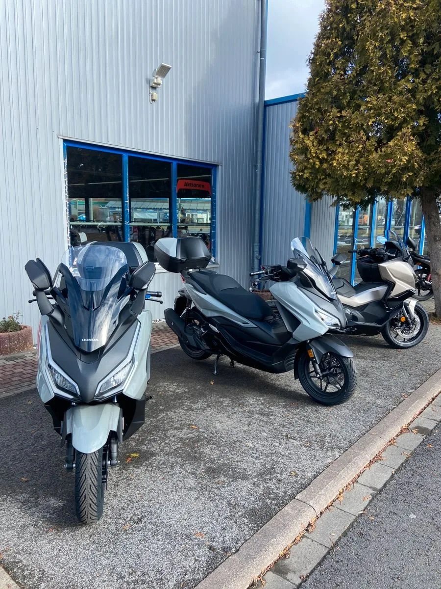 Honda Forza 350