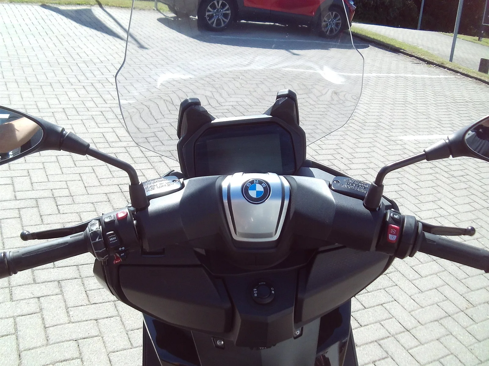 BMW C 400 GT triple black