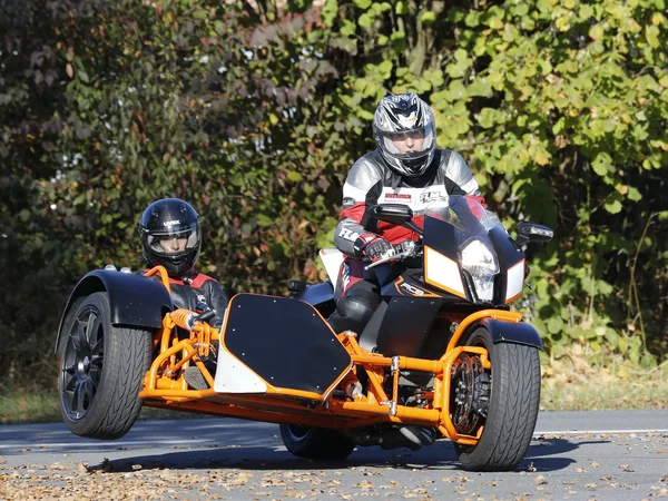 KTM 1190 RC8 R GESPANNUMBAU