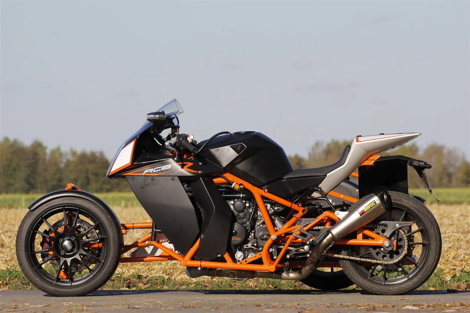 KTM 1190 RC8 R GESPANNUMBAU