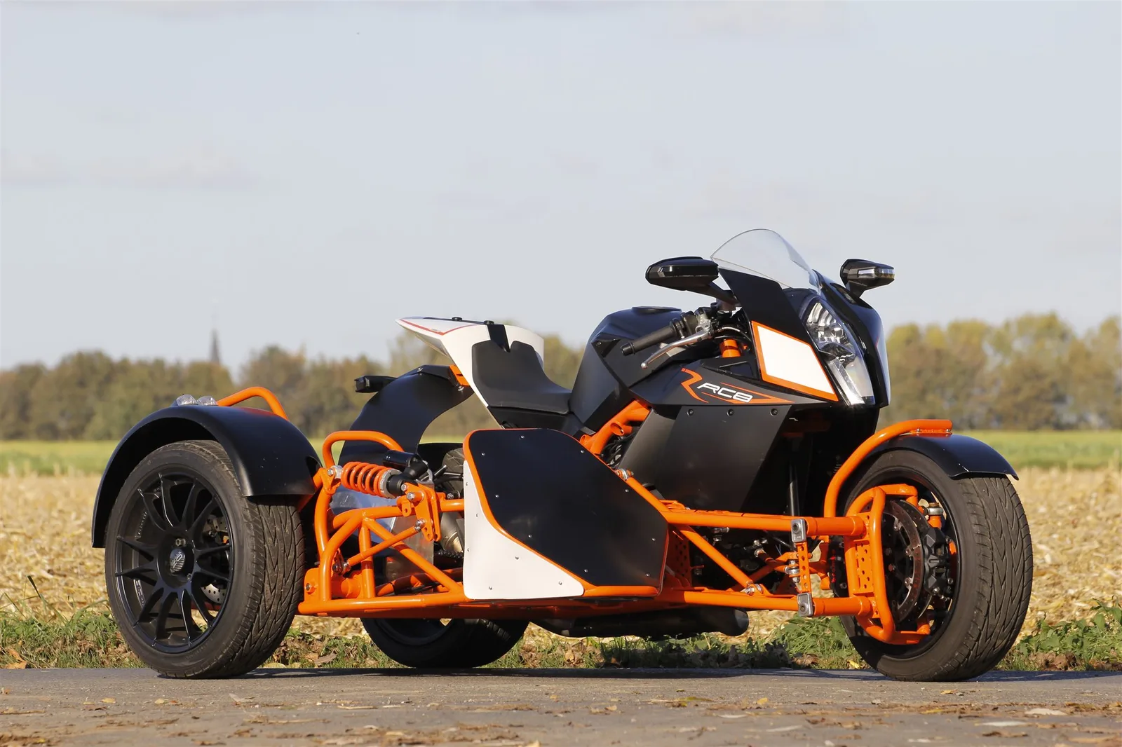 KTM 1190 RC8 R GESPANNUMBAU