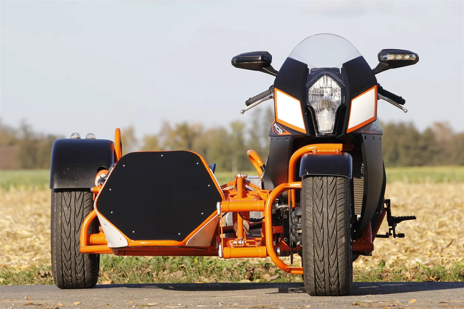 KTM 1190 RC8 R GESPANNUMBAU