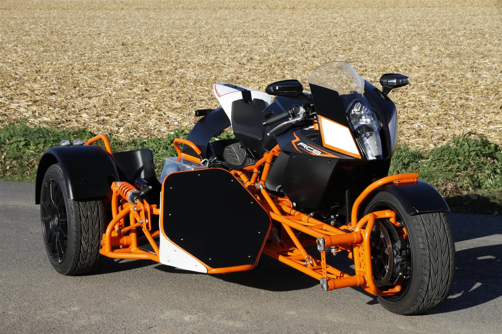 KTM 1190 RC8 R GESPANNUMBAU
