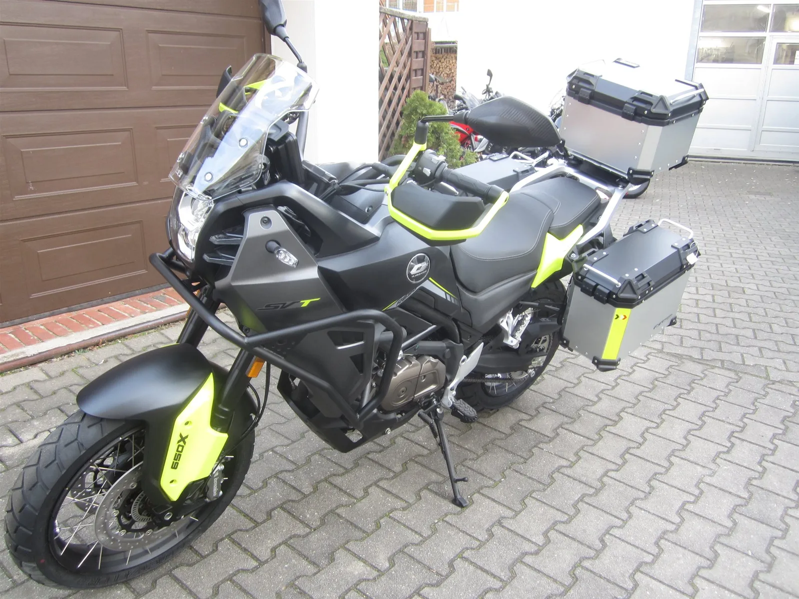 QJ Motor SVT 650 X Modell 2026