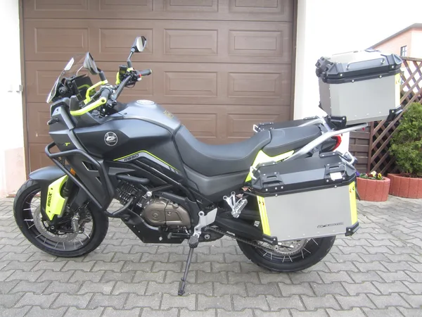 QJ Motor SVT 650 X Modell 2026