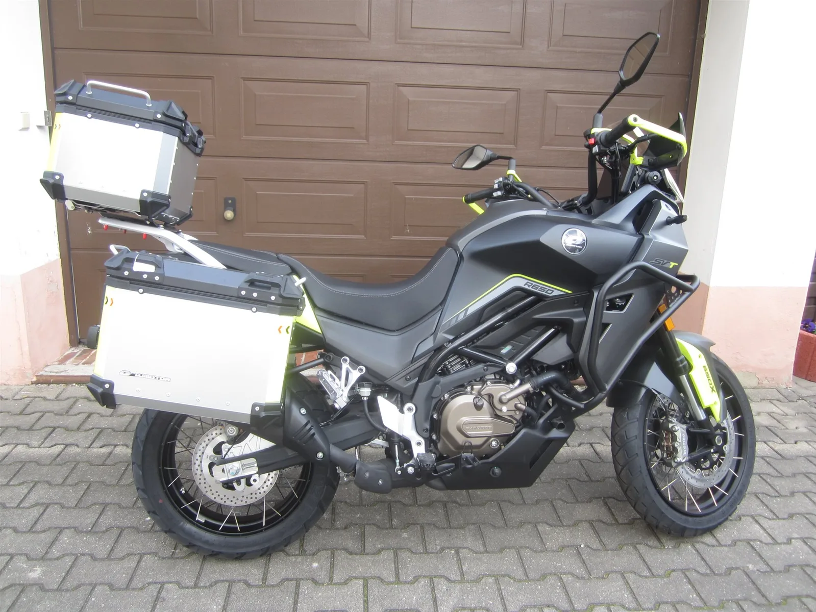 QJ Motor SVT 650 X Modell 2026