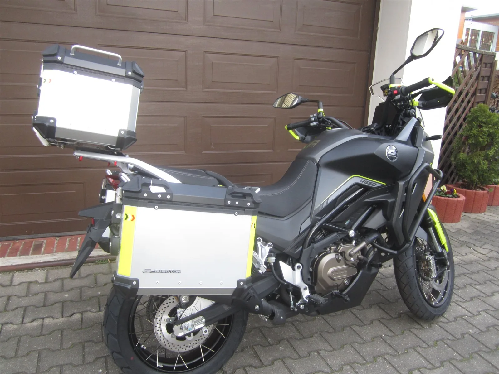 QJ Motor SVT 650 X Modell 2026