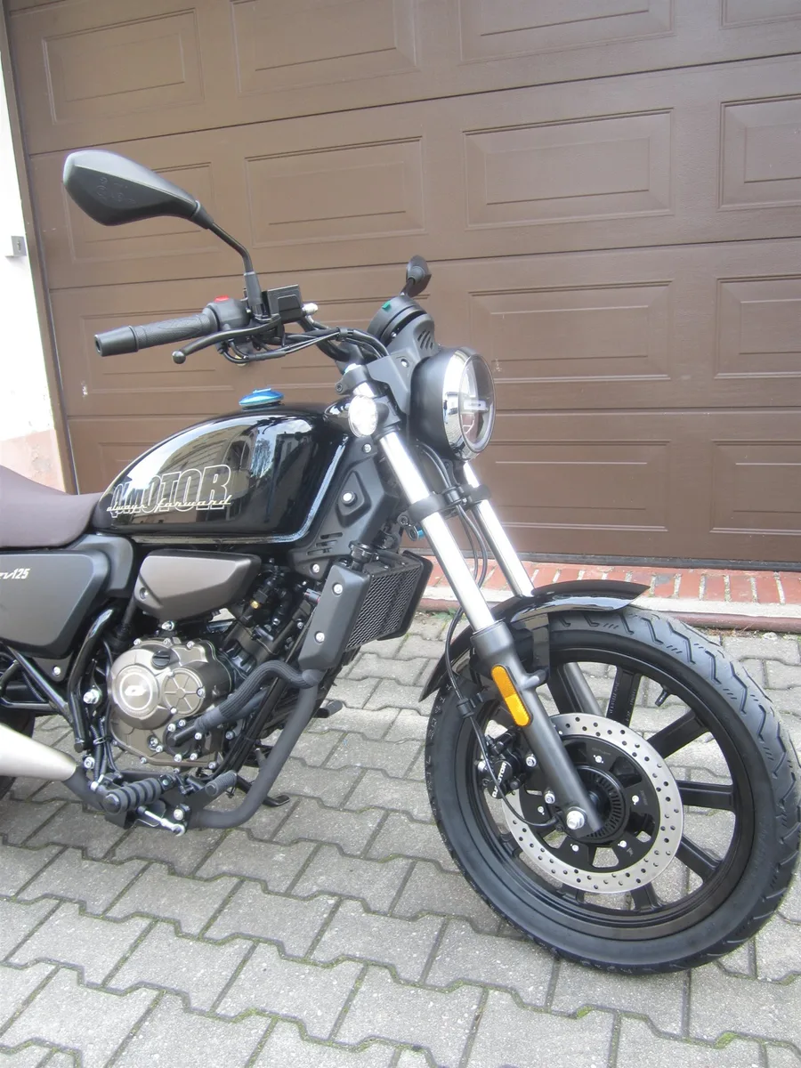 QJ Motor SRV 125