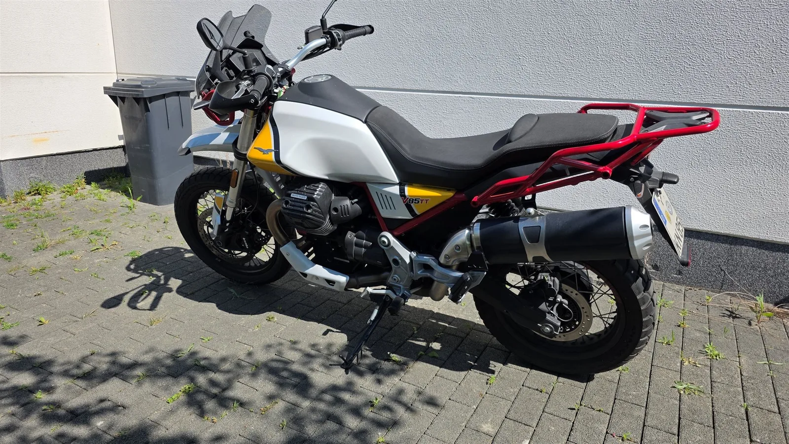 Moto Guzzi V85 TT