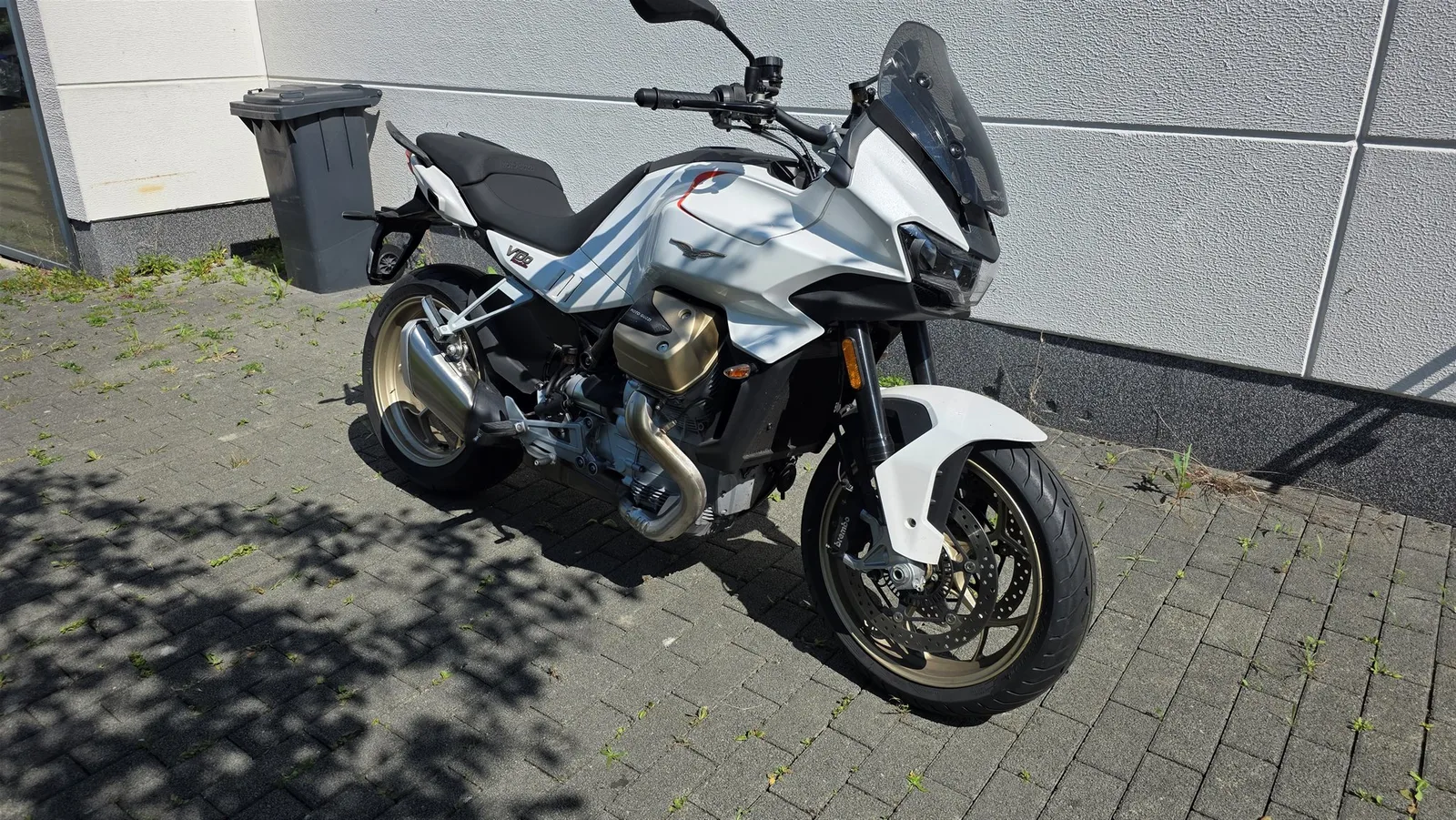 Moto Guzzi V100 Mandello