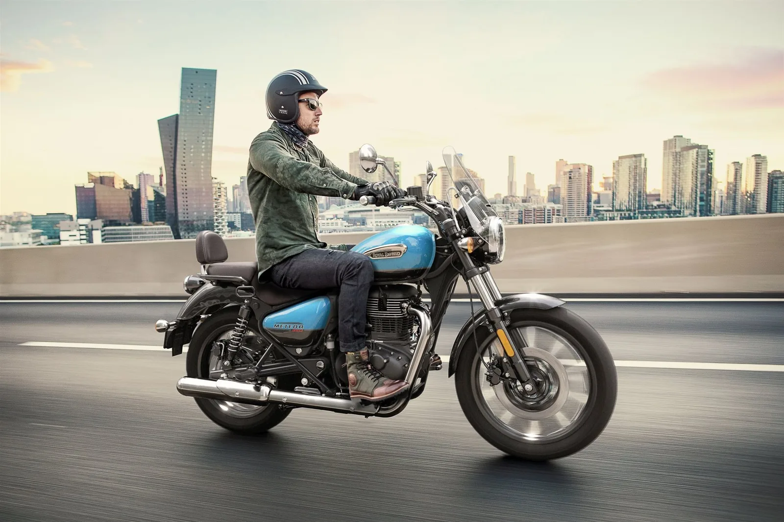 Royal Enfield Meteor 350 Supernova