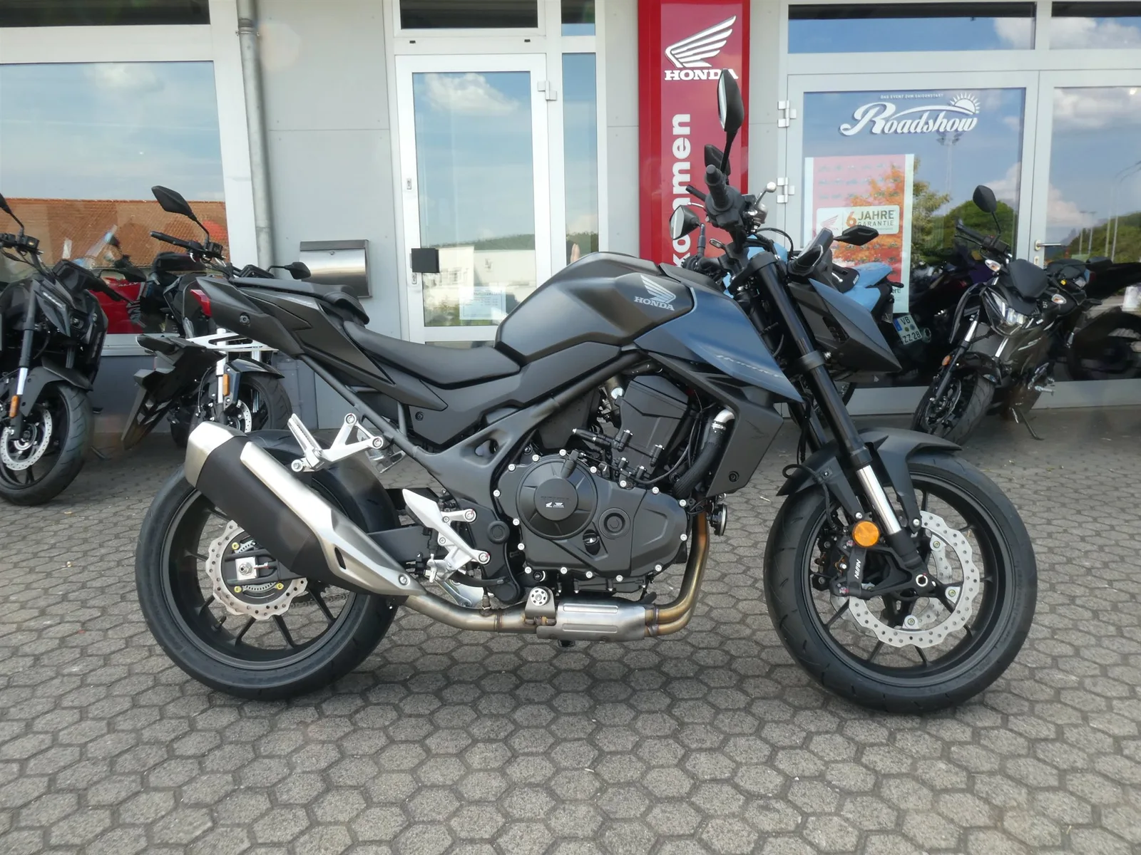 Honda CB750 Hornet Honda Summer Dealz