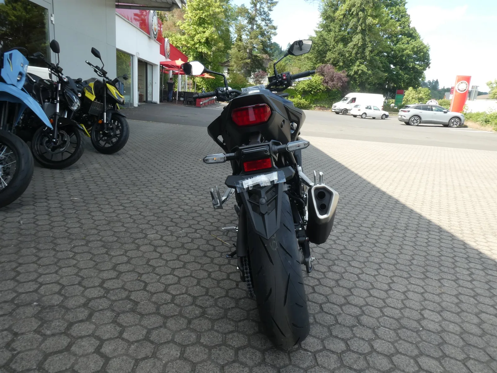 Honda CB750 Hornet Honda Summer Dealz