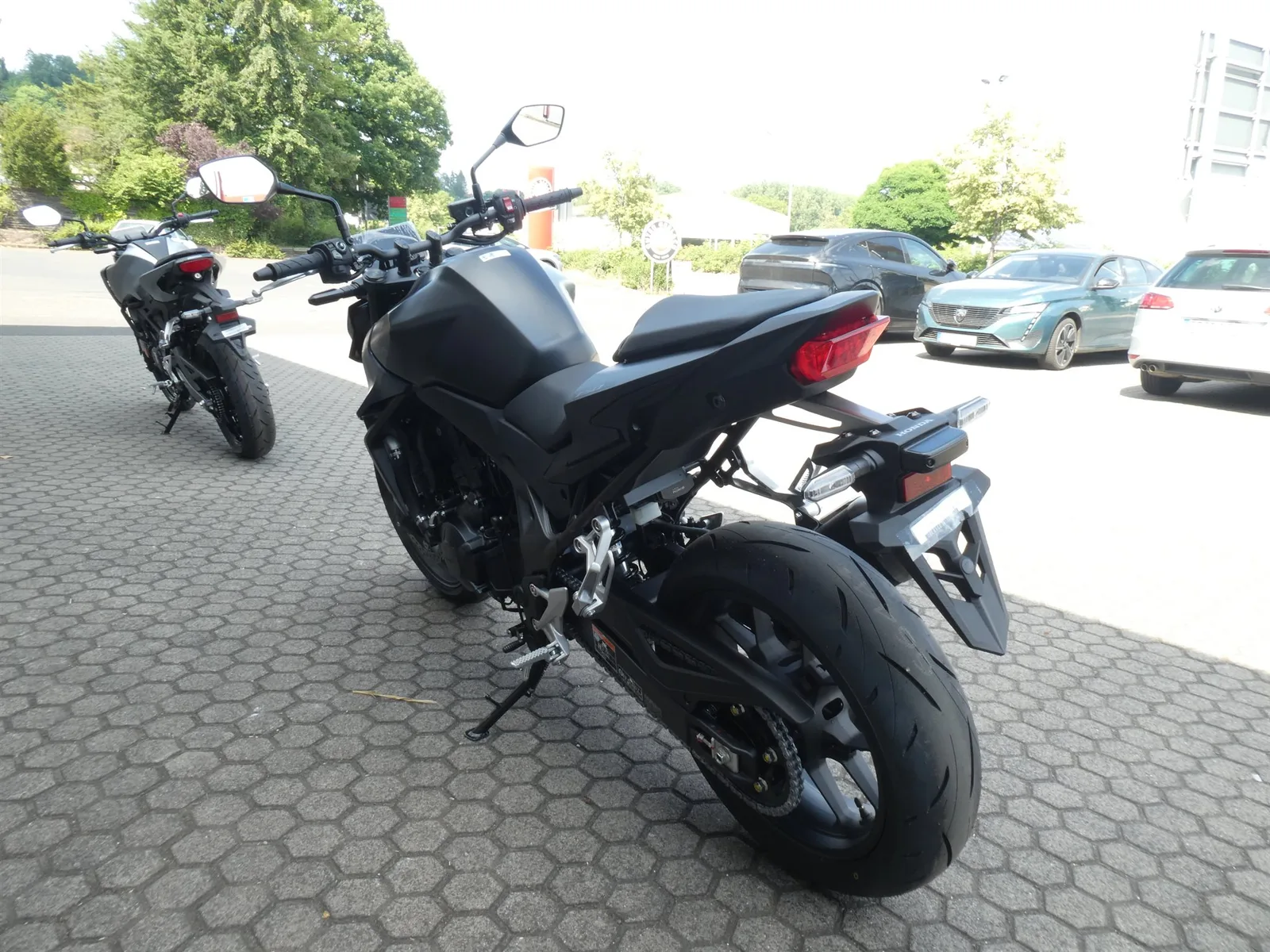 Honda CB750 Hornet Honda Summer Dealz