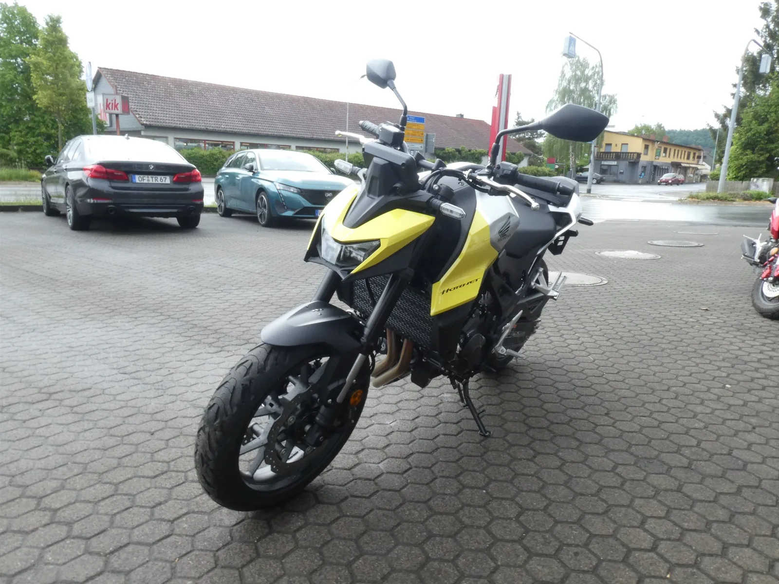 Honda CB750 Hornet Honda Summer Dealz